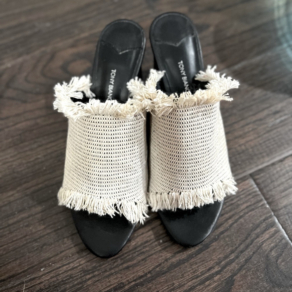 Barely worn Tony Bianco Straw heels
